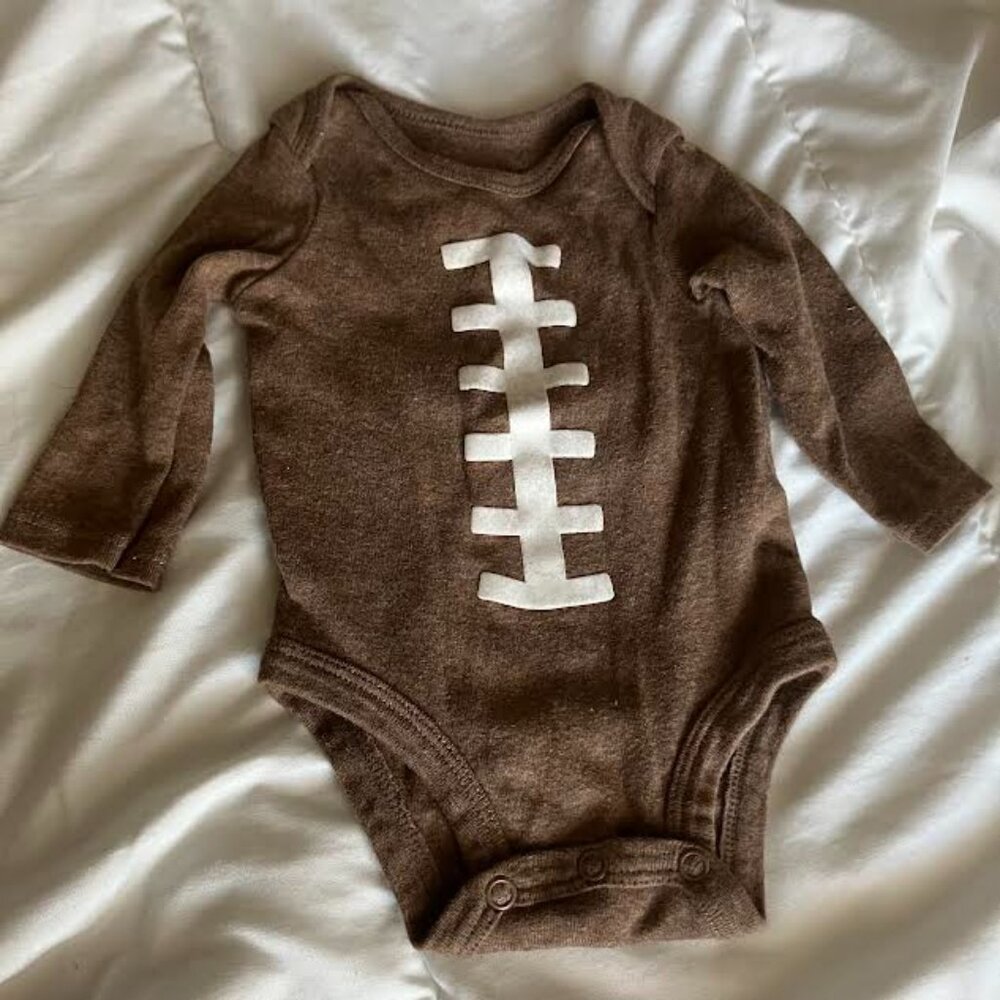 Cater's Long Sleeve Baby Bodysuit (Newborn)